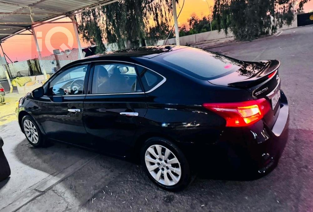 نیسان سێنترا